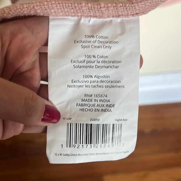 mDesign Halloween Spooky Cute Ghost Soft Pink Fringe Table Runner NWT - Picture 6 of 8